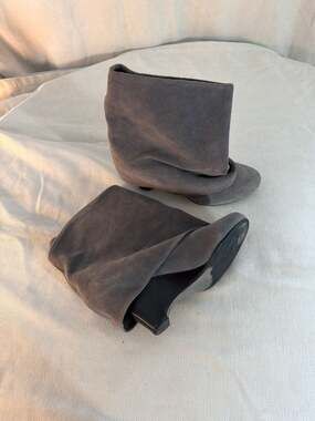 Naughty Monkey Grey Suede Slouchy Wedge Ankle Boots Size 7.5